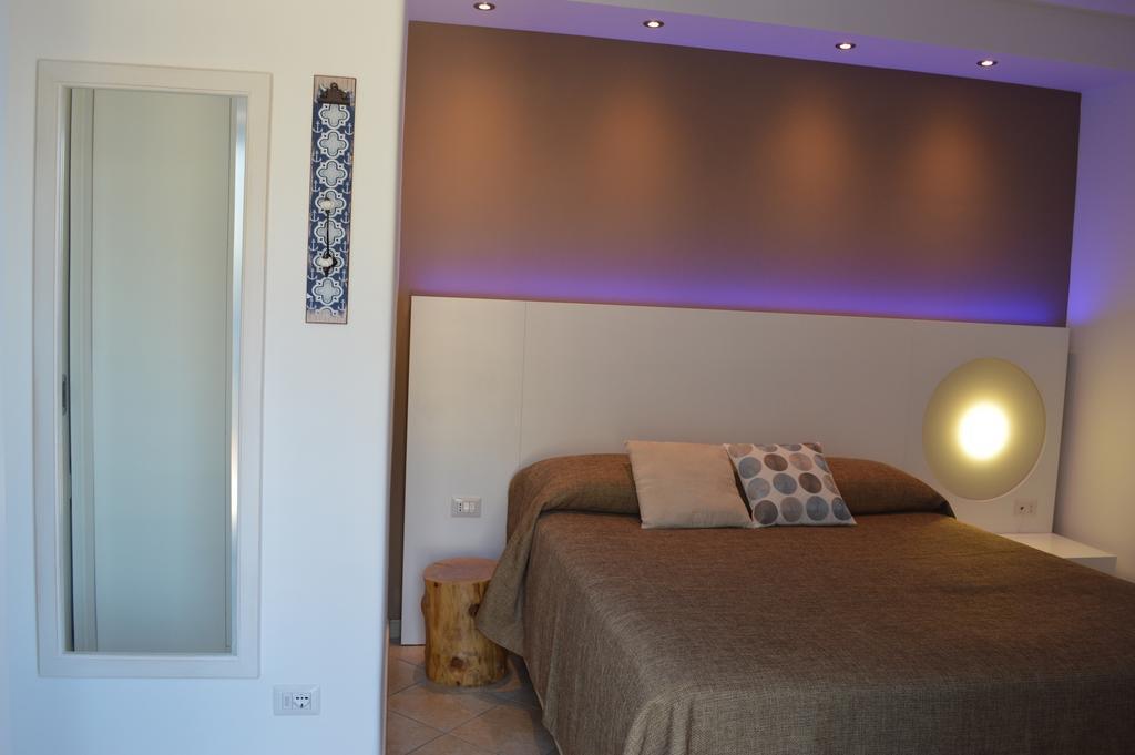 'A Alera Room & Breakfast Malfa  Extérieur photo